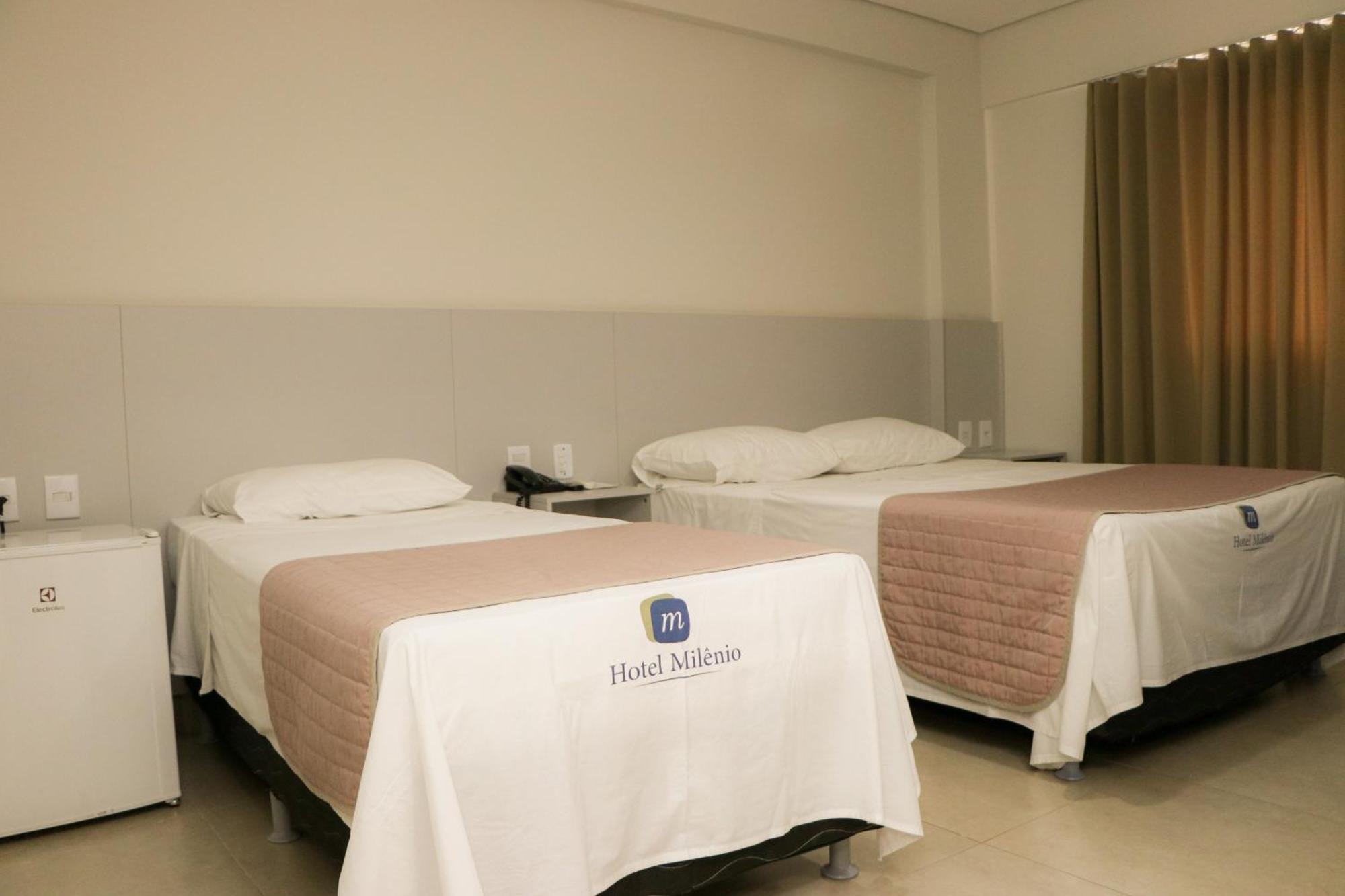 Hotel Milenio Ponte Nova Eksteriør bilde